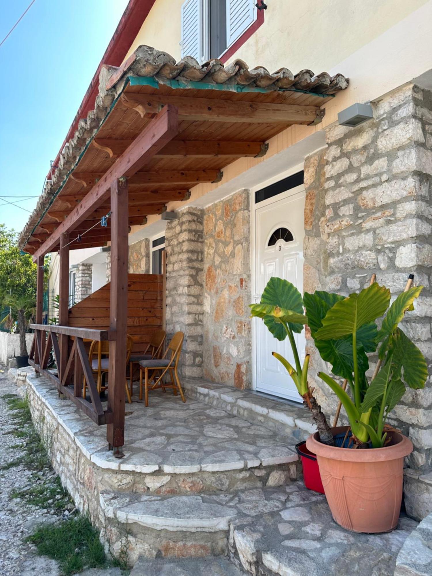 Jona Rooms Himarë Exteriér fotografie