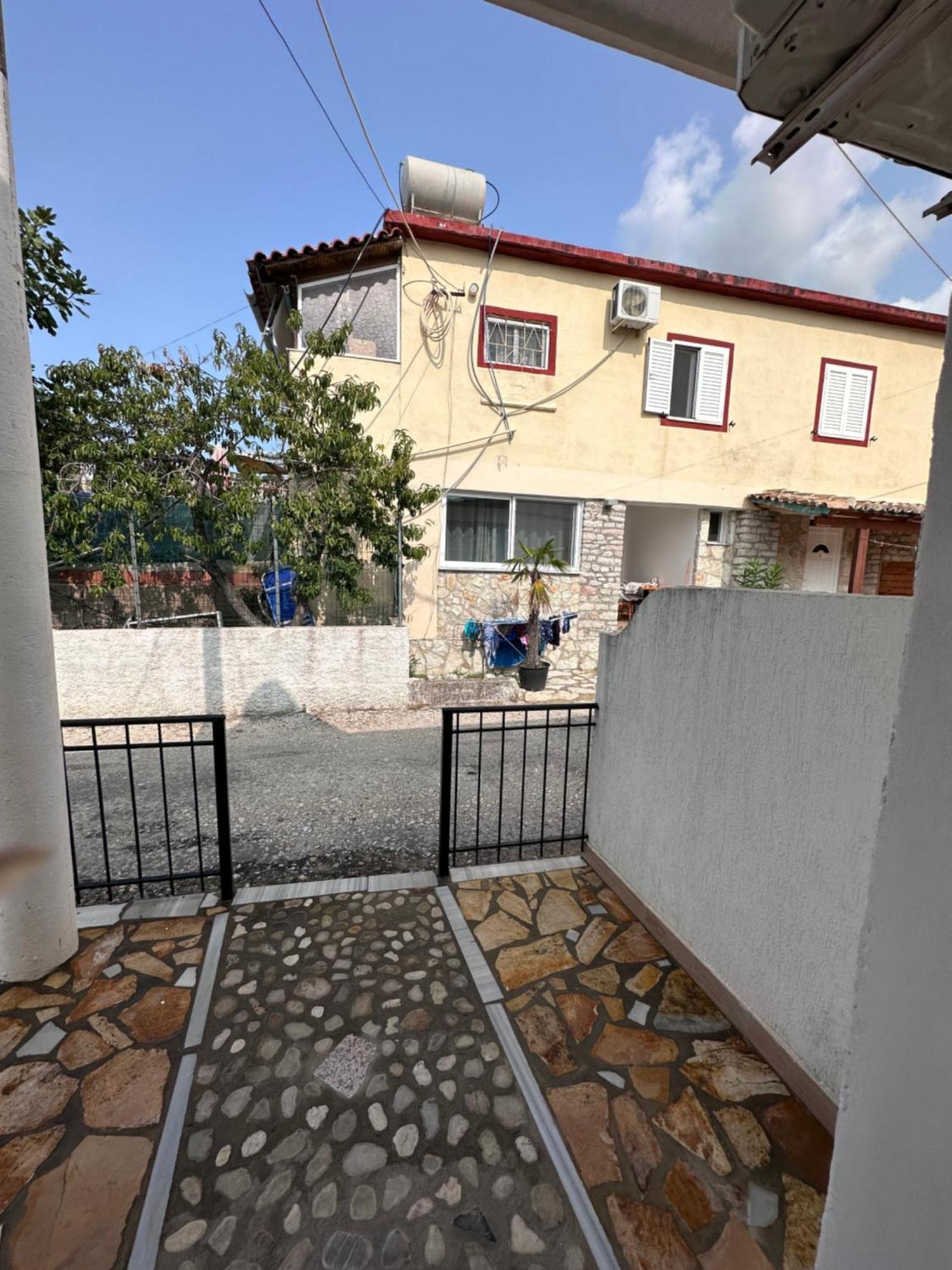 Jona Rooms Himarë Exteriér fotografie